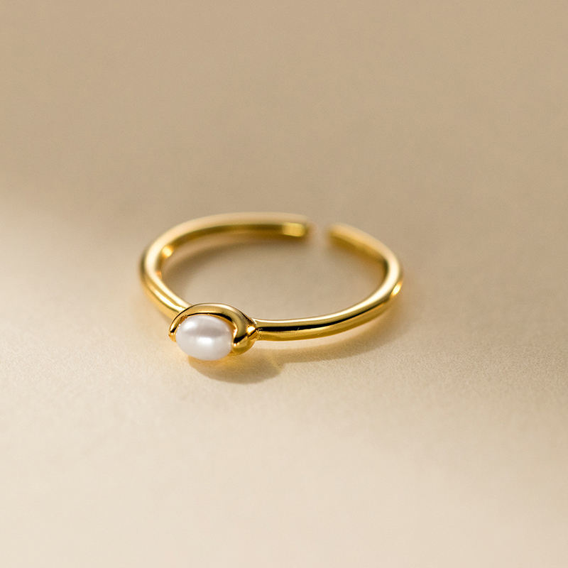 Baroque Pearl Ring